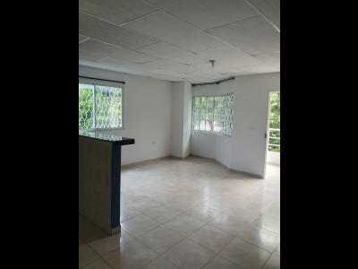 Apartamentos Arriendos  APTO BLAS DE LEZO-CASTELLANA